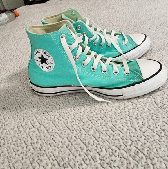 Converse Chuck Taylor's Teal Colored Shoes - Picture 3 of 15